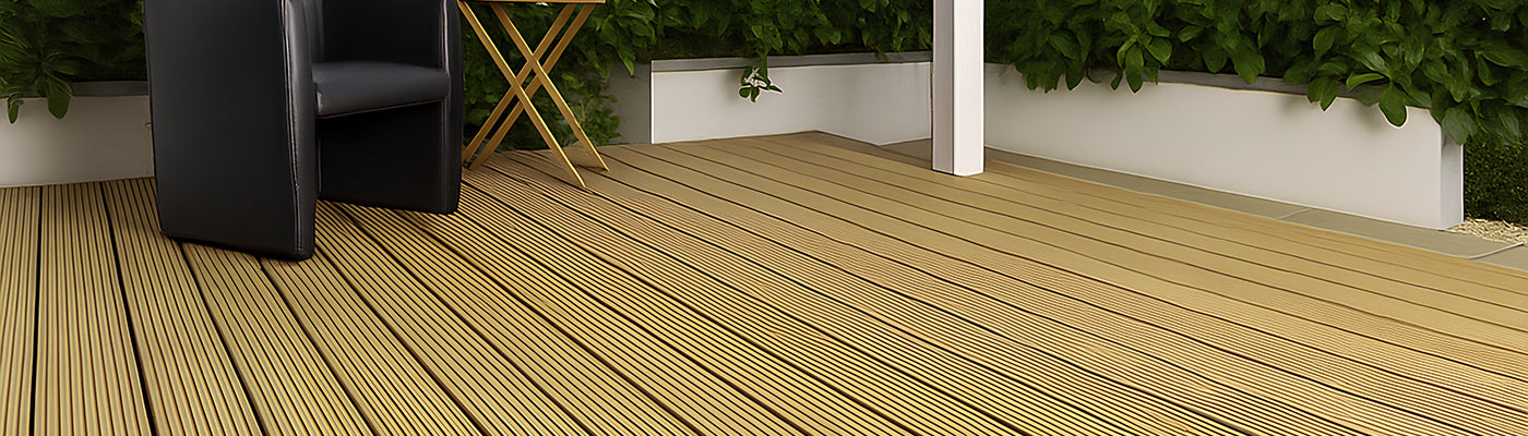Deck EKS Exterior